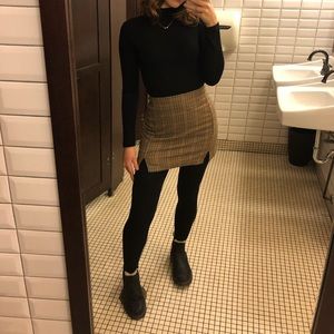 brandy melville mini plaid skirt